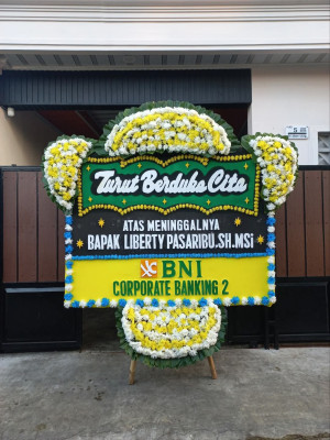 Papan Bunga Duka di Karet Tengsin
